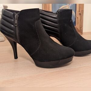 Unlisted Kenneth Cole black bootie heels